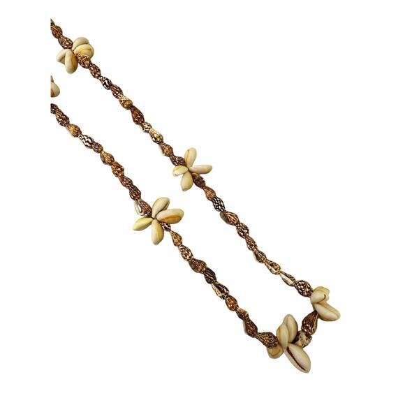 Vintage Long Conch and Cowrie Shell Necklace - Picture 3 of 6